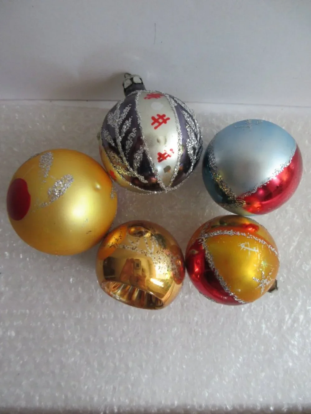 5 Polish Blown Glass Christmas Ornament Hand Painted Poland Glitter Vtg